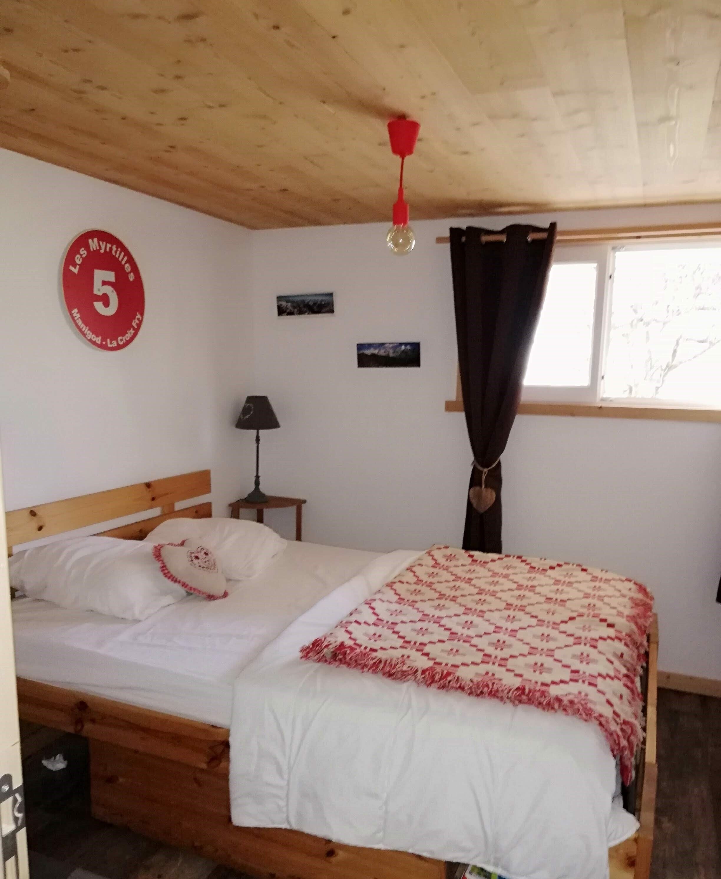 3 chambres, fer et planche à repasser, lit parapluie, Wi-Fi gratuit