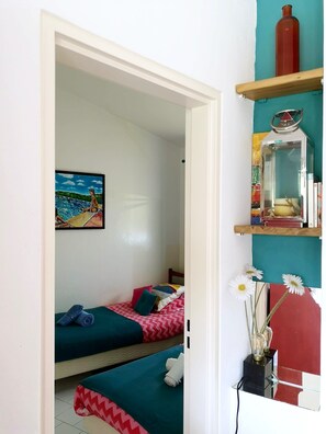 2 chambres, fer et planche à repasser, lit parapluie, Wi-Fi gratuit