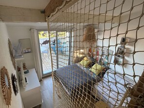 Room - Studio for 4 near port with AC and parking (Banyuls-sur-Mer)
