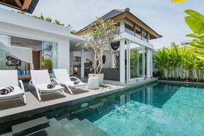 Outdoor pool - Villa Kobe (Canggu)