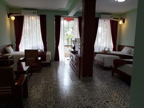 Minibar, desk, soundproofing, free WiFi - La Belle Vie Tam Coc Brother (Hoa Lu)