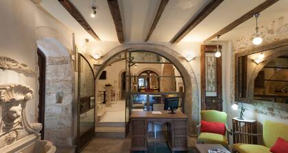 Hamam Oriental Suites