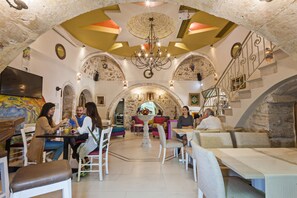 숙박 시설 내 편의 시설/서비스