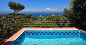Seasonal outdoor pool, sun loungers