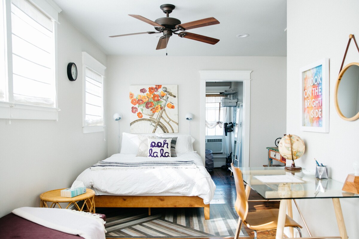 Urban studio/renovations 2025!