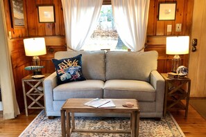 Smart TV, books, stereo - Compass Rose Cottage ★ Steps to Flax Pond & Nature Trails ★ Kayaks  (Dennis)