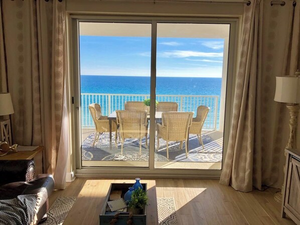 Smart TV, DVD player