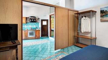 Apartment, 1 Bedroom | 1 bedroom, cots/infant beds, free WiFi, bed sheets