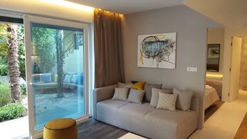 Apartment, 1 Bedroom, Terrace, Pool View | Desk, iron/ironing board, free cribs/infant beds, free WiFi