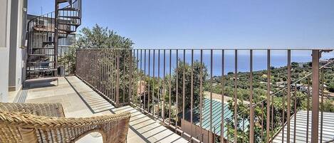 Apartment, 2 Schlafzimmer | Balkon