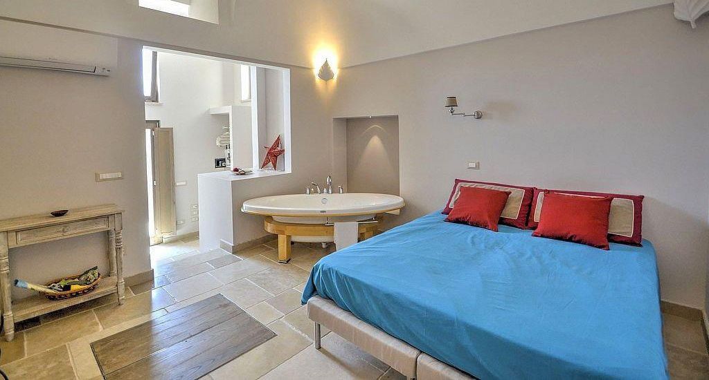 Apartment, 2 Bedrooms | 2 bedrooms, iron/ironing board, cribs/infant beds, free WiFi