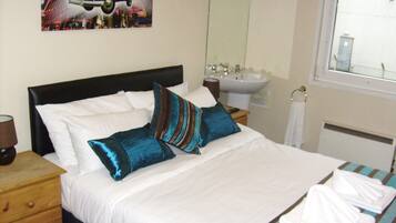 ๋๋ธ๋ฃธ, ๊ณต์ฉ ์์ค (Non- Smoking ) | ์ฑ
์, ๋ค๋ฆฌ๋ฏธ/๋ค๋ฆฌ๋ฏธํ, ๋ฌด๋ฃ WiFi, ์นจ๋ ์ํธ