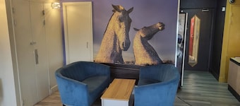 法爾基爾克地鐵旅店