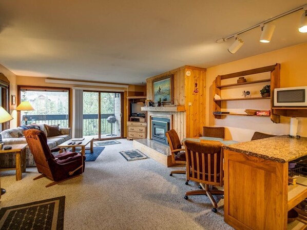 تلفزيون بشاشة مسطحة، مدفأة