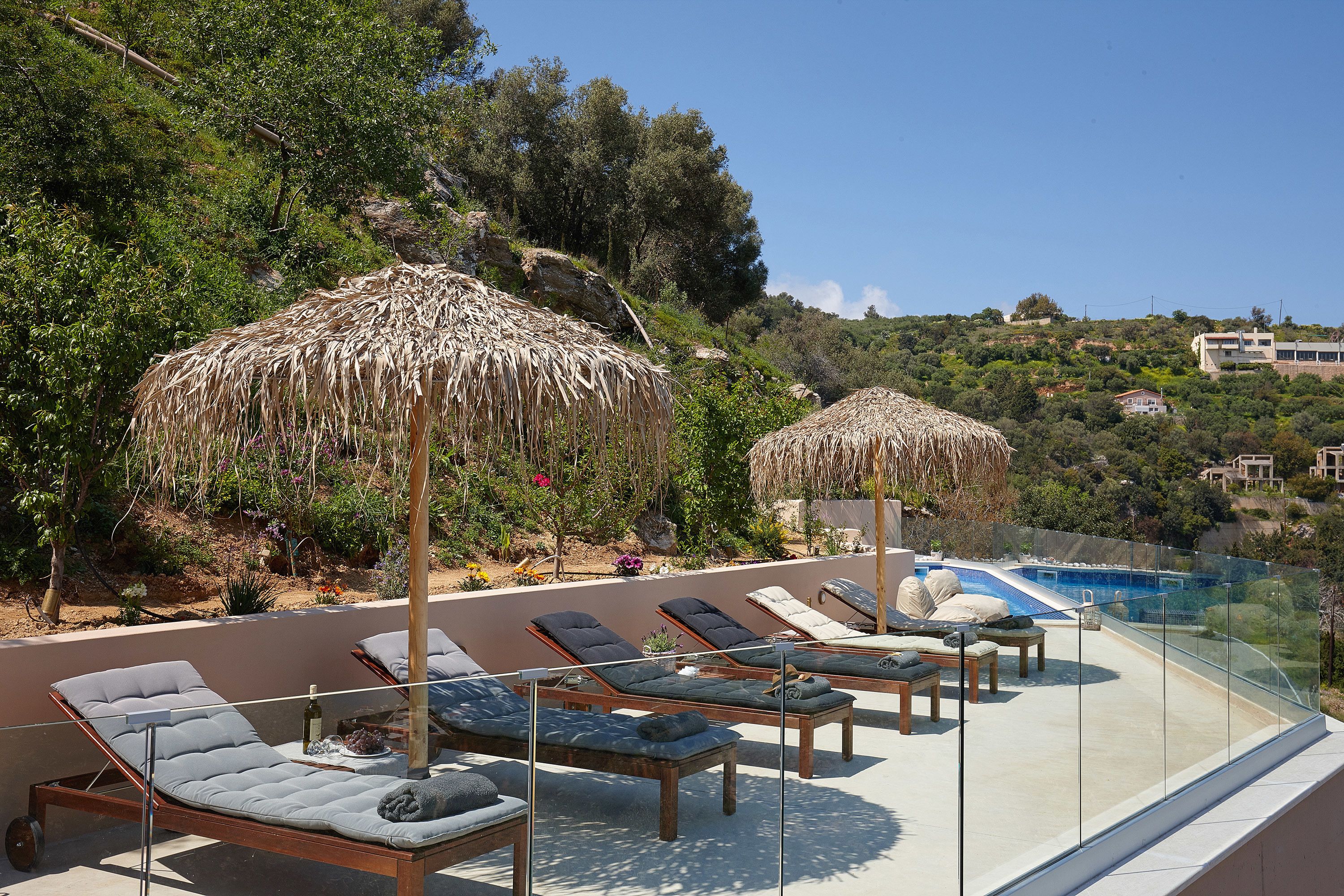 Outdoor pool, an infinity pool