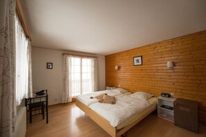 Doppelzimmer | Schreibtisch, kostenloses WLAN