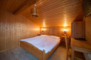 Kahden hengen huone | Työpöytä, ilmainen Wi-Fi