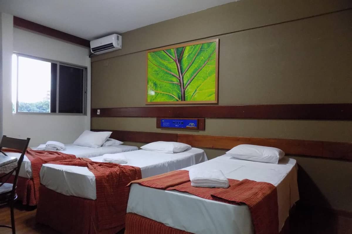 minibar, desk, soundproofing, free wifi