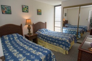2 bedrooms, iron/ironing board, Internet, bed sheets