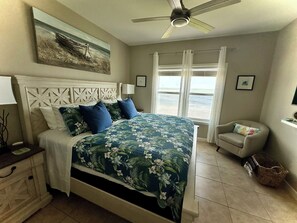 3 室のベッドルーム、アイロン / アイロン台、旅行用ベビーベッド、WiFi (無料)