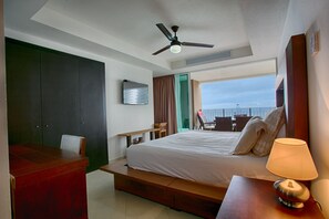 1 chambre, fer et planche à repasser, Wi-Fi, literie fournie