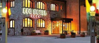Leo Hotel