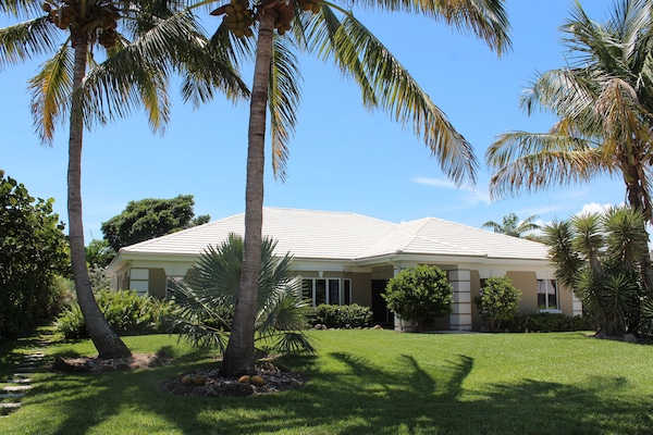 Streetview
www.verobeachvilla.com