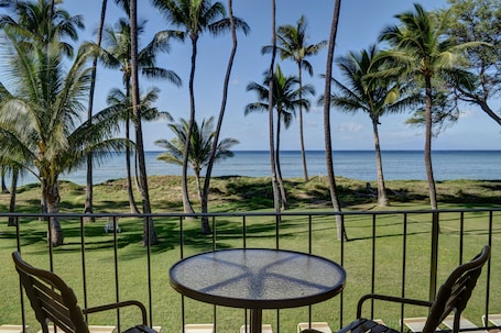 Property grounds. Second Floor Oceanview with Gorgeous Sunsets