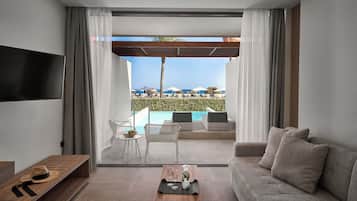 Junior Suite, Private Pool, Sea View | Minibar, in-room safe, individually decorated, individually furnished