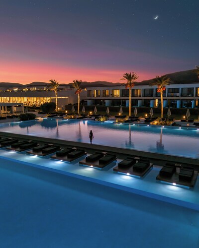 Gennadi Grand Resort