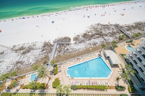 Pool - Gulf-Front Comfort at Pelican Pointe 1404 (Orange Beach)