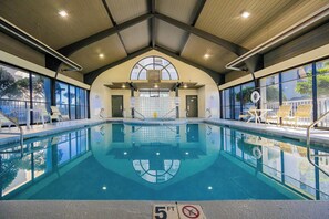 Pool - Gulf-Front Comfort at Pelican Pointe 1404 (Orange Beach)