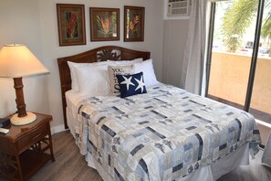 2 bedrooms, iron/ironing board, free WiFi, bed sheets - Ocean and Pool View Condo Great for a Family (Kihei)