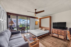 TV, DVD player, table tennis, books - Beautiful garden view condo with tropical decor (Kihei)