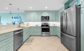 Fridge, microwave, oven, stovetop - Third Floor, Pool, Steps to Beach - Beach Haven (Port Aransas)