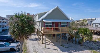 Emplacement abordable et privilégié sur la plage / le lagon! Marchez jusqu'à la plage et les restaurants!