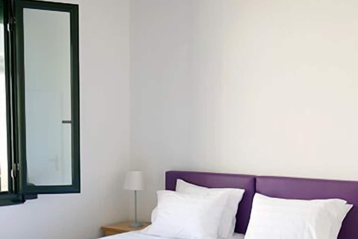 Apartment, 1 Bedroom | Iron/ironing board, WiFi (free)