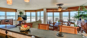 Amazing Oceanfront 3BR/3BA Condo with Incredible Views! 5 Star Luxury!