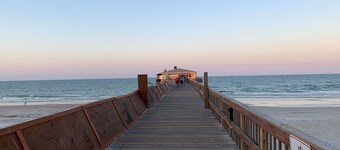 Amazing Oceanfront 3BR/3BA Condo with Incredible Views! 5 Star Luxury!