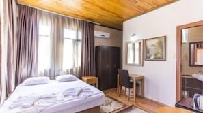 Double Room | In-room safe, desk, iron/ironing board, free WiFi - Herton Hotel (Istanbul)