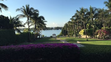 Jardines del alojamiento