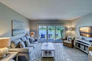 Smart TV, DVD player