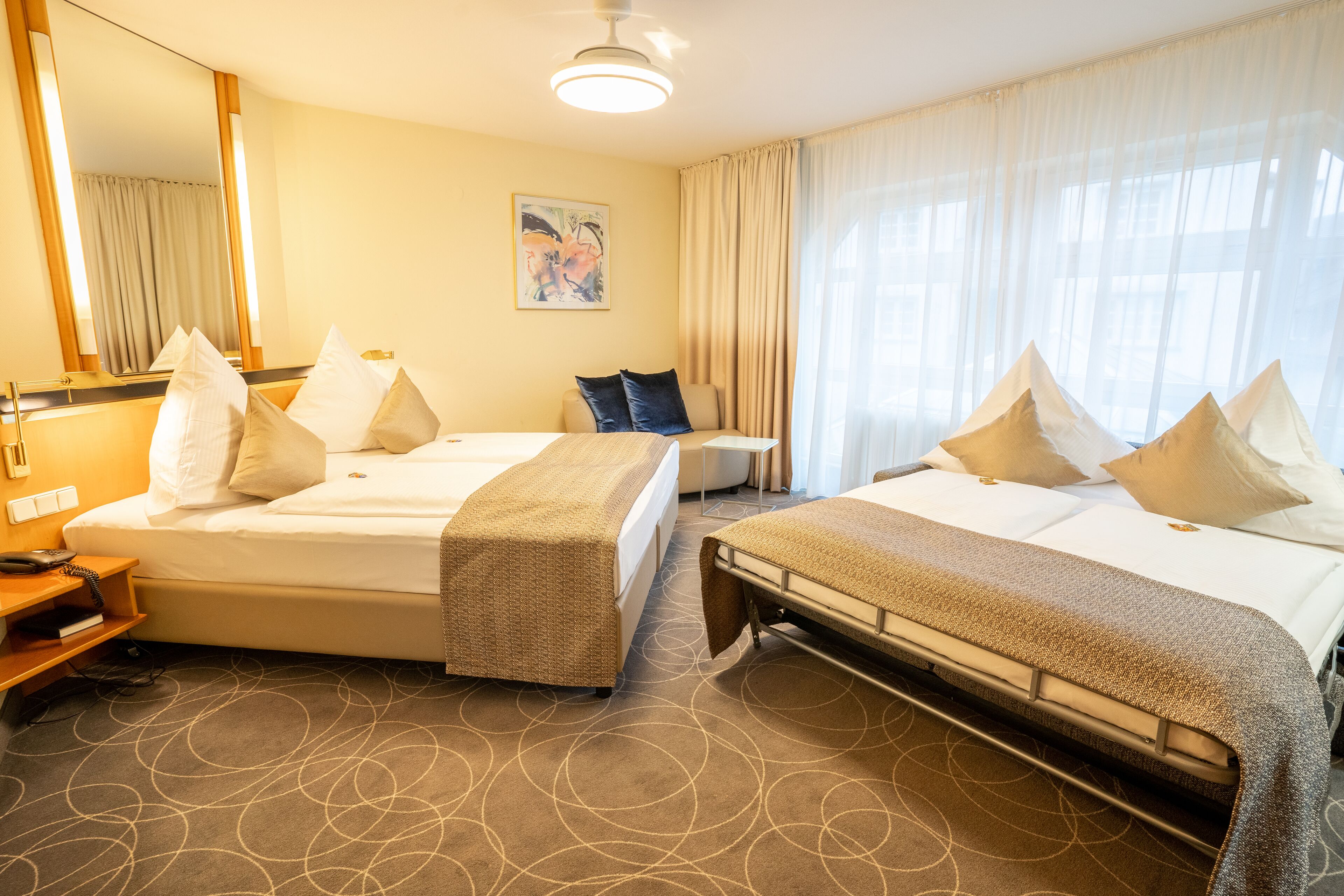 family room | premium bedding, minibar, desk, soundproofing