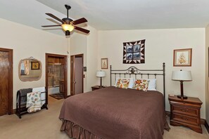 3 bedrooms, WiFi, bed sheets - Fawn Hollow by Destination Big Bear : Spa! Pool Table! Internet! Wood Burning Fireplaces! Minutes from Bear Mtn! (Big Bear City)