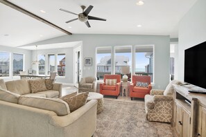 Smart TV - Reduced Rate! Pelican View *Pet-Friendly, 2 Pools* (Gulf Shores)