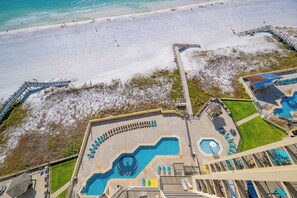 Pool - Stunning 3BR Condo - Phoenix II 2153 (Orange Beach)