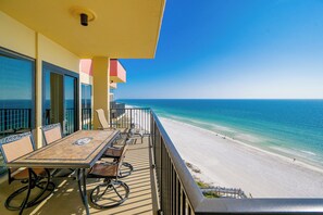 Outdoor dining - Stunning 3BR Condo - Phoenix II 2153 (Orange Beach)