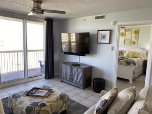 2 室のベッドルーム、アイロン / アイロン台、WiFi、ベッドシーツ