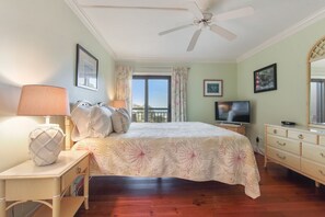 3 dormitorios, tabla de planchar con plancha, wifi gratis y ropa de cama