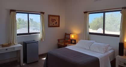 East Cape Rooom # 3 mit einem Queen-Size-Bett